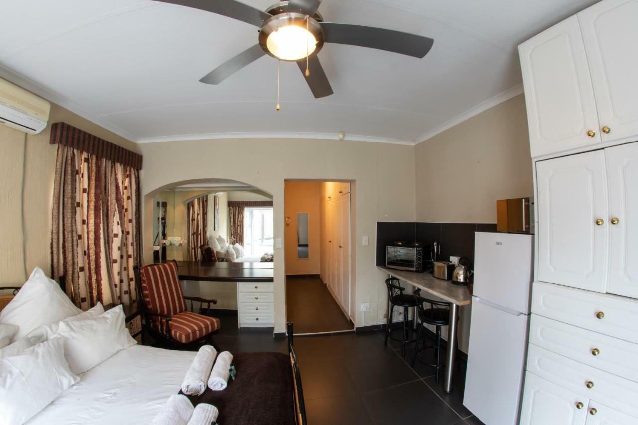 Meransha Self Catering Cc Walvis Bay Exterior foto